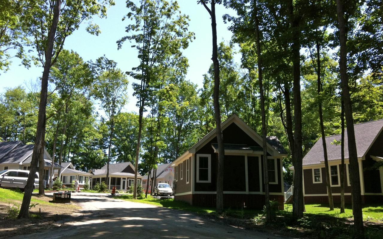 Sandbanks Summer Village Cottages Cherry Valley Bagian luar foto